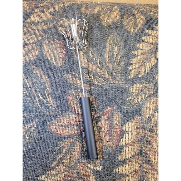 Stainless Steel Rotary Whisk - Picture 1 of 3